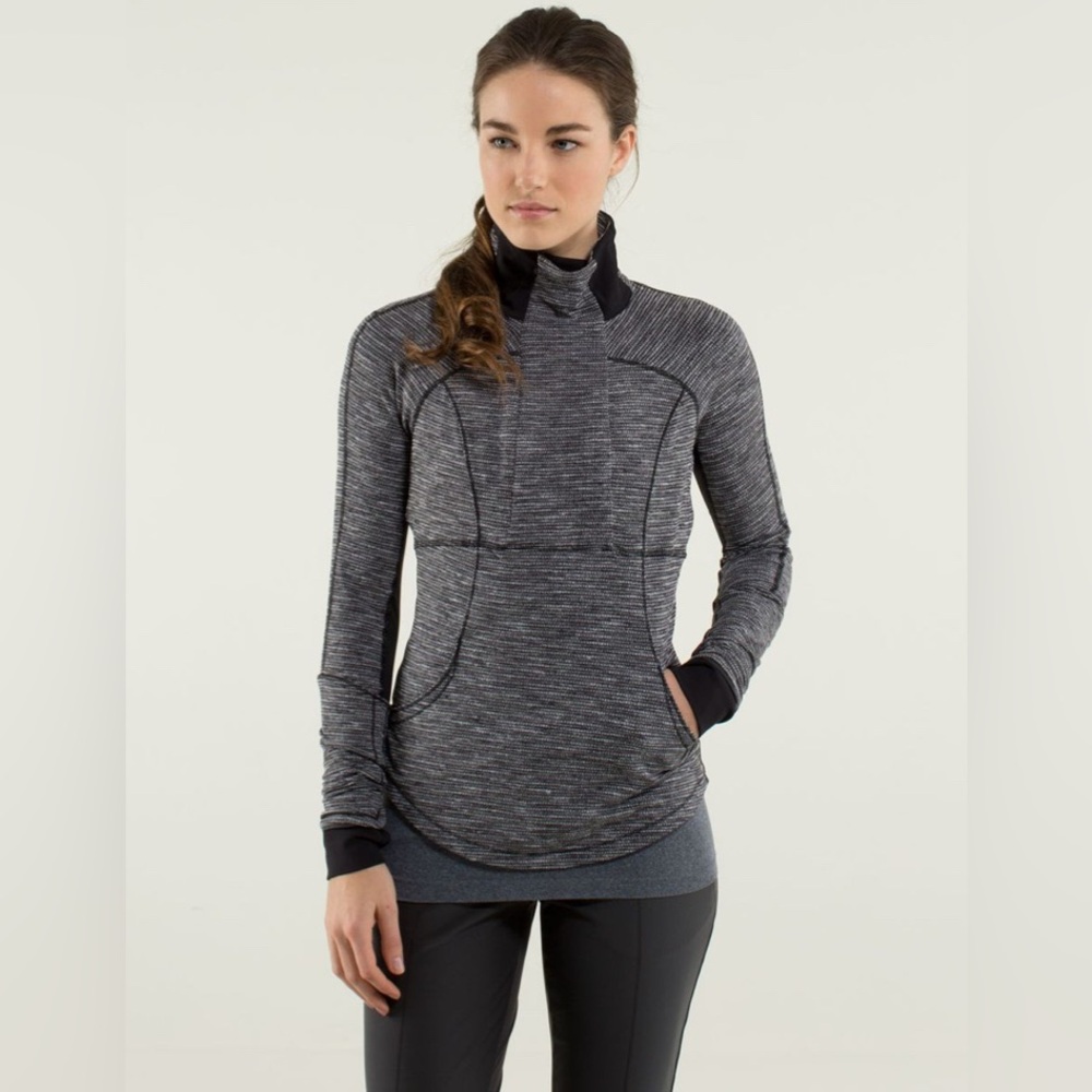 Lululemon Base Runner 1/2 Zip - Heathered Gray, Size 6